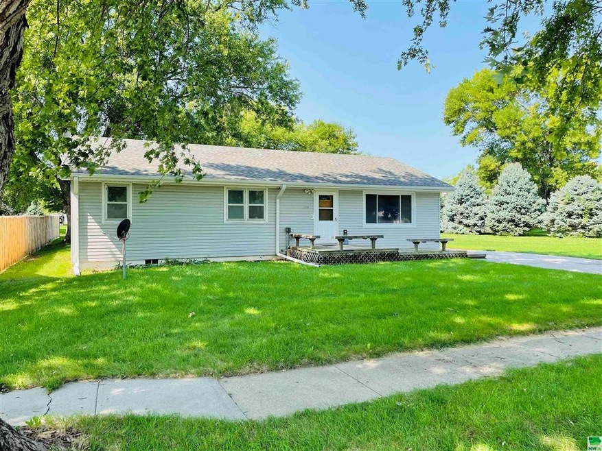 1218 5th St, Onawa, IA 51040 - photo 1