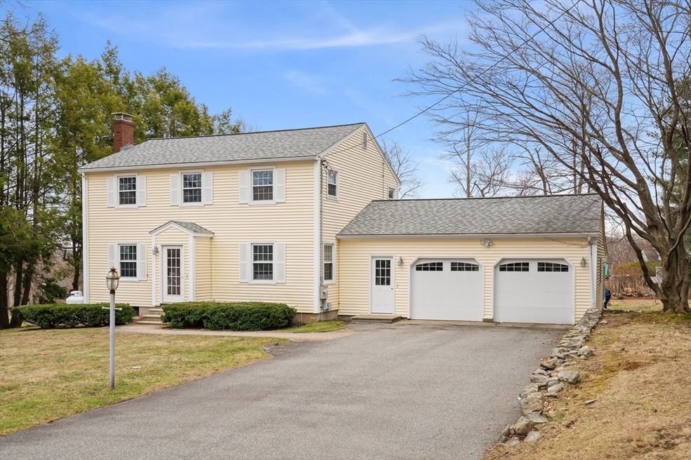 72 Lisa Ln, North Andover, MA 01845 - photo 1