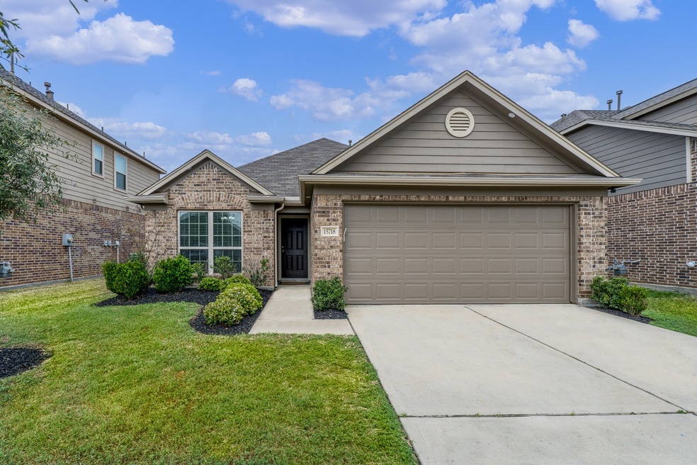 15718 Chestnut Branch Trail, Cypress, TX 77429 - photo 1