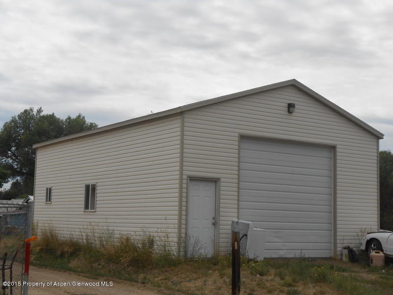 517 E 7th St, Craig, CO 81625 - photo 1