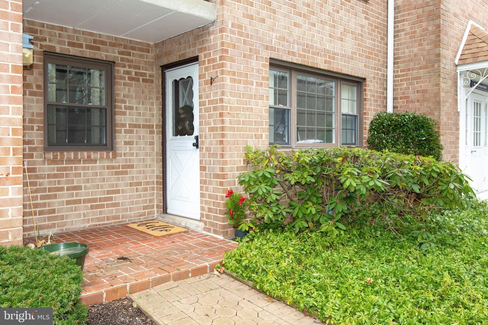 117 Woodstream Dr unit CONDO 117, Norristown, PA 19403 - photo 1