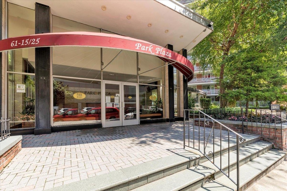 61-15 97th St unit 7P, Rego Park, NY 11374 - photo 1
