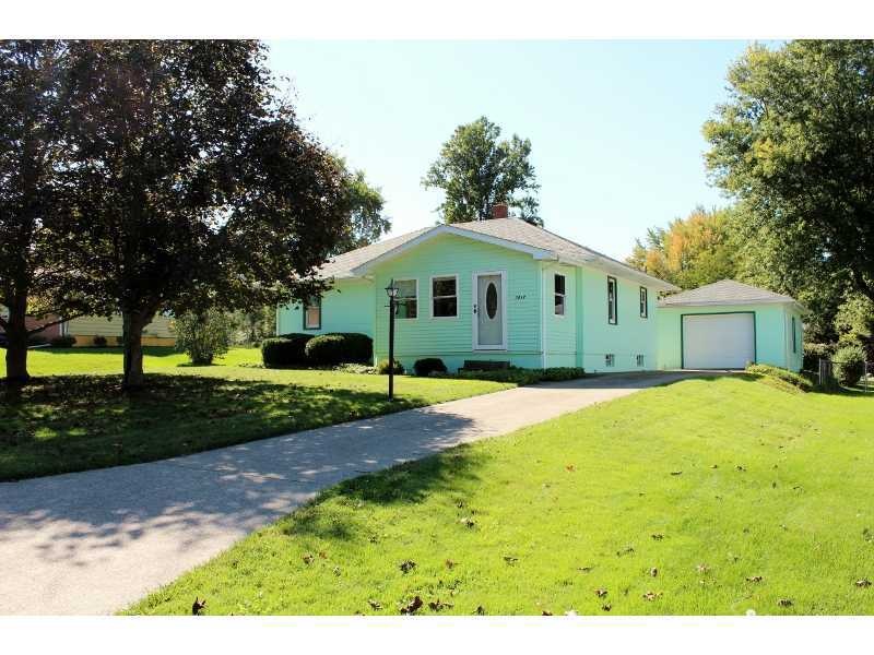 3018 Bement St, Erie, PA 16506 - photo 1