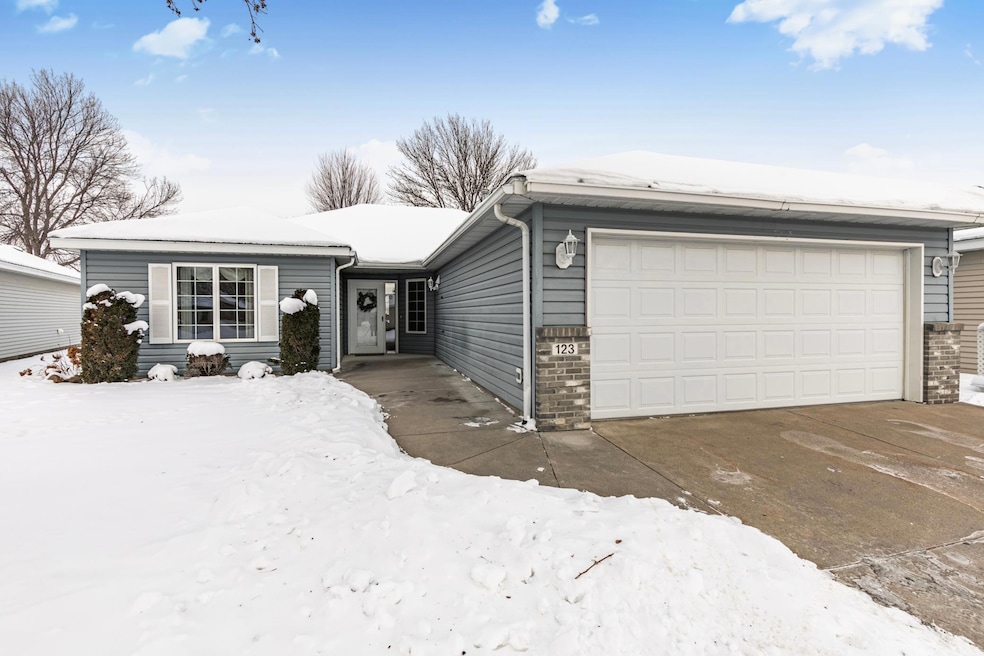 123 Willow Creek Dr, Waite Park, MN 56387 - photo 1