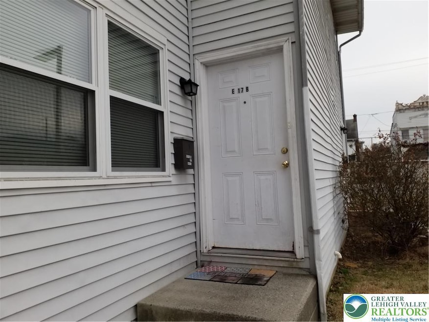 17 E Susquehanna St unit B, Allentown, PA 18103 - photo 1
