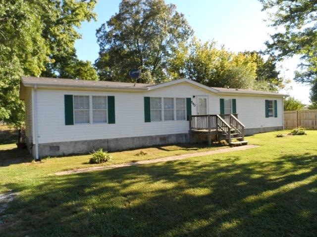 590 Hendrixson Dr, Manchester, TN 37355 - photo 1