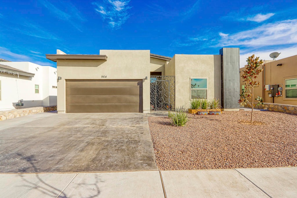 964 Rothbury St, El Paso, TX 79928 - photo 1
