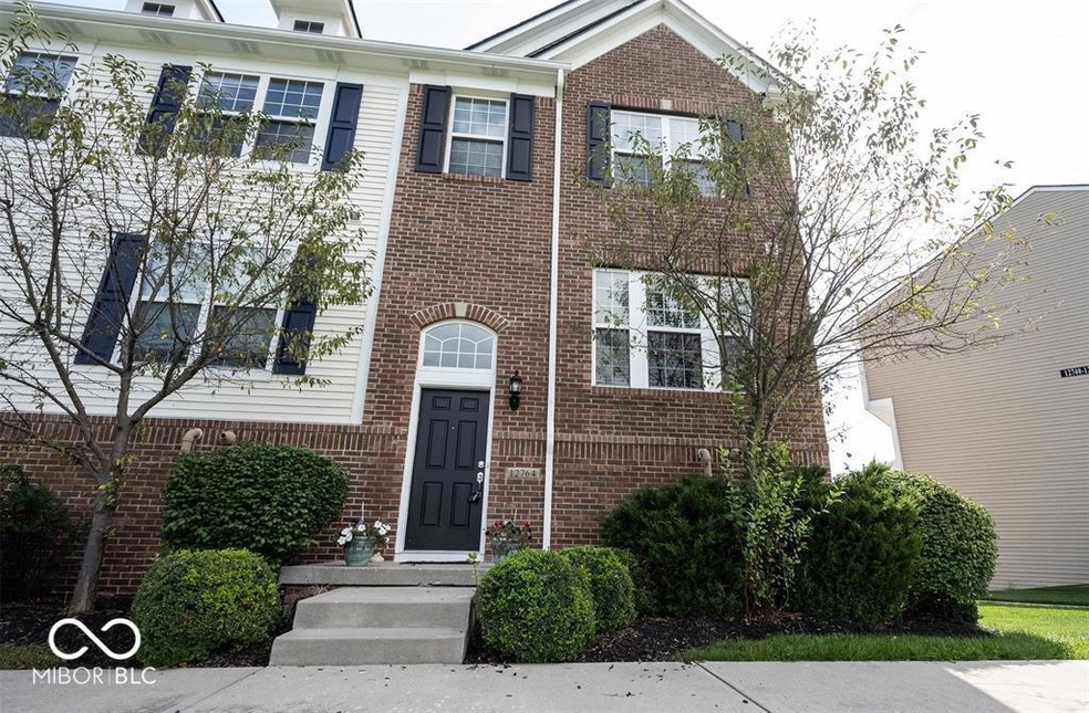 12764 Tamworth Dr, Fishers, IN 46037 - photo 1