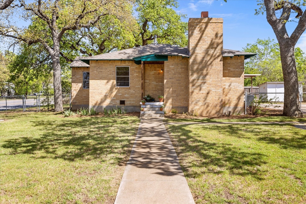 For Rent $2,100/month • Co-Listing Agent