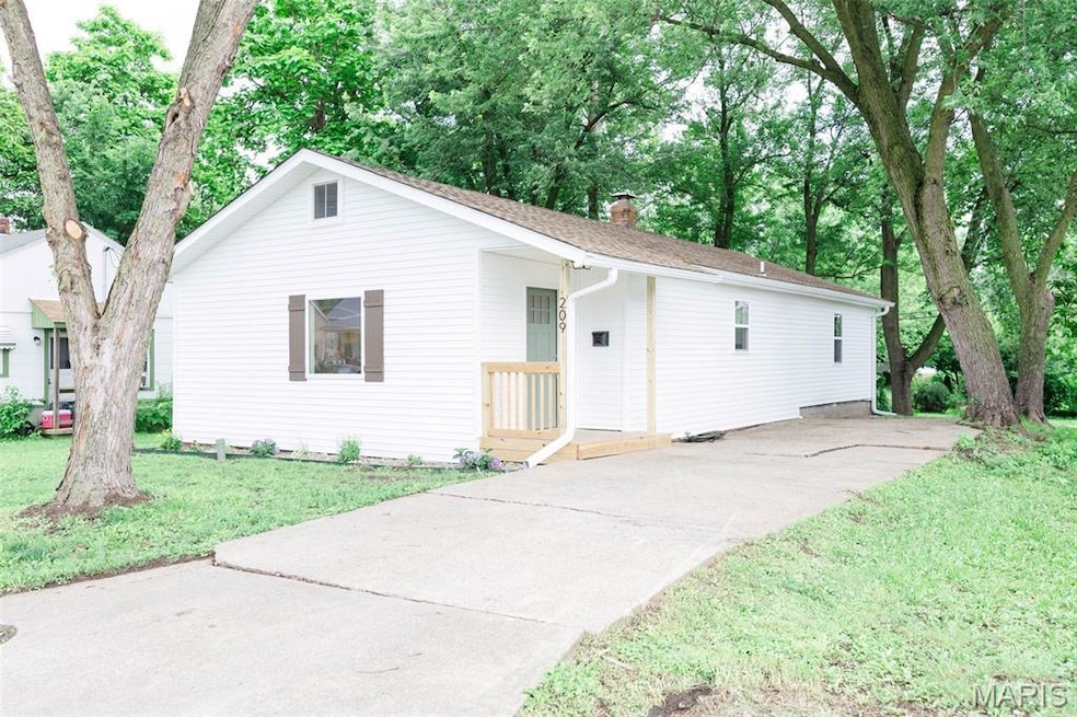 Under Contract $159,900