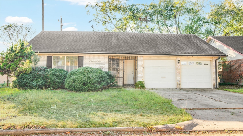 13034 White Heather Dr, Houston, TX 77045 - photo 1