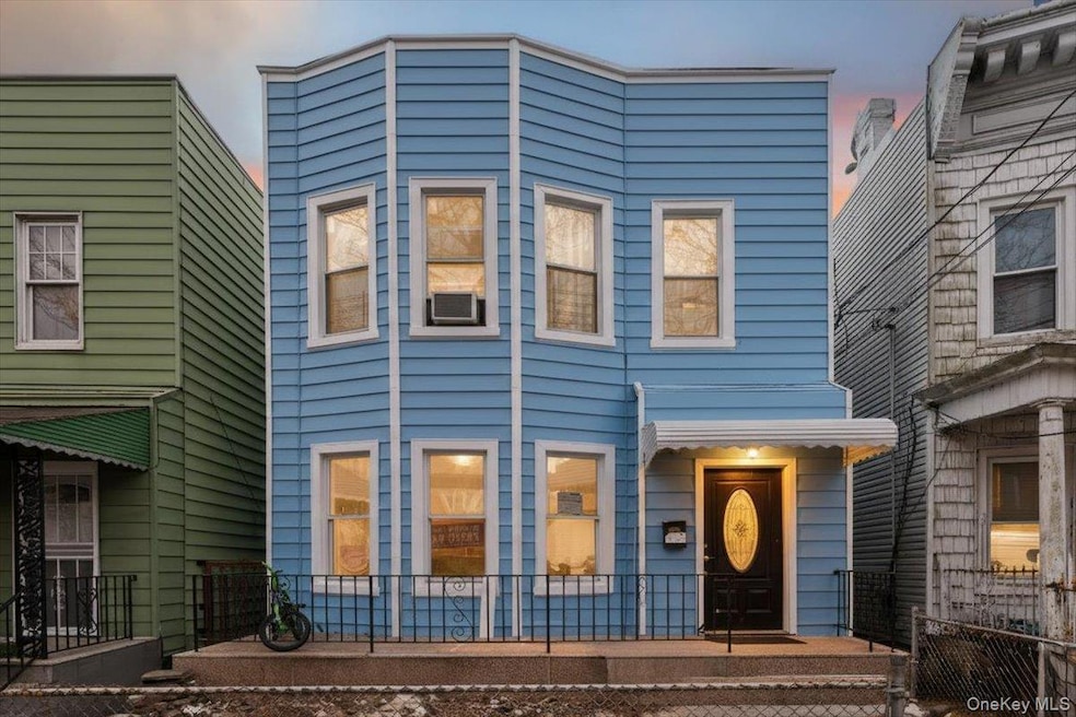 1439 Zerega Ave, Bronx, NY 10462 - photo 1