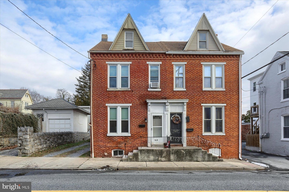 129 N 5th St, Columbia, PA 17512 - photo 1