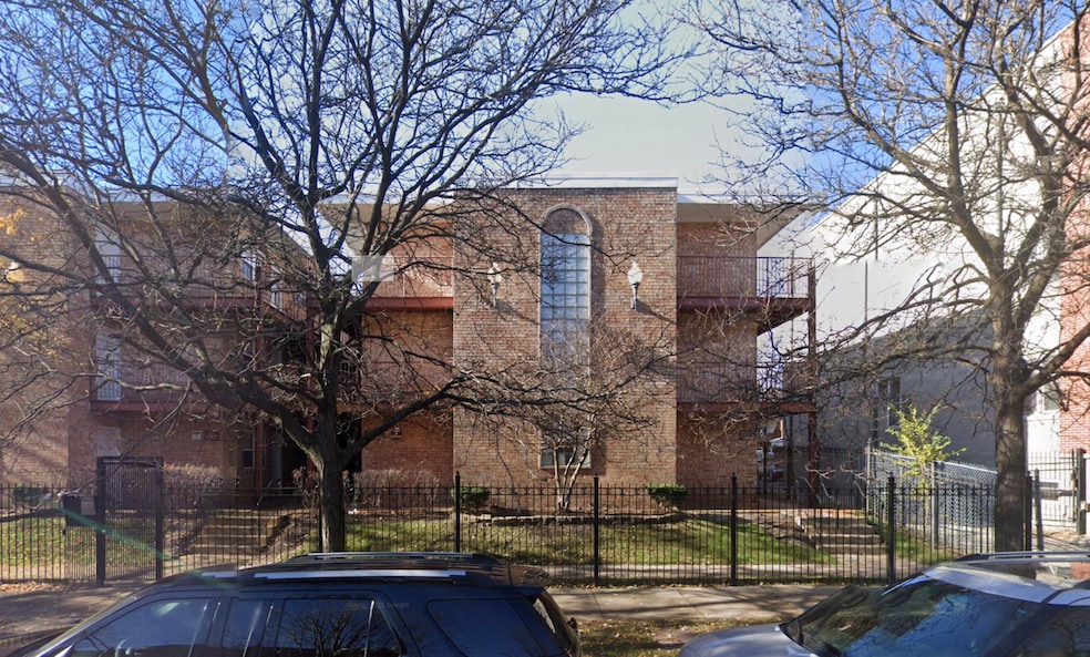 4616 N Beacon St unit 2G, Chicago, IL 60640 - photo 1