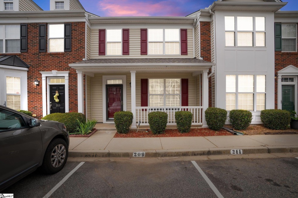 207 Bedwin Ct, Mauldin, SC 29662 - photo 1