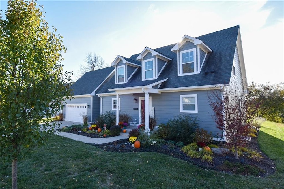 216 Hobbs St, Plainfield, IN 46168 - photo 1