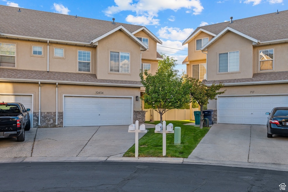 For Sale $459,000 • Co-Listing Agent