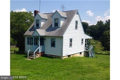 10676 Stansfield Rd, Laurel, MD 20723 - photo 1