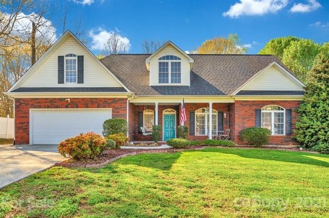 1525 Eden Glen Dr, Dallas, NC 28034 - photo 1