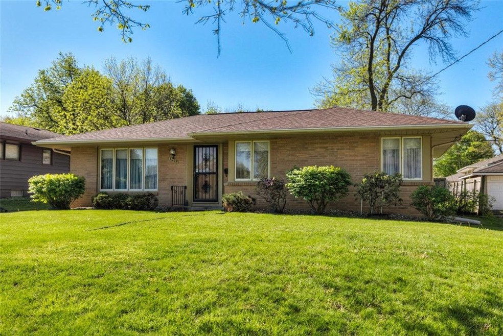 3008 Vilura Pkwy, Des Moines, IA 50310 - photo 1