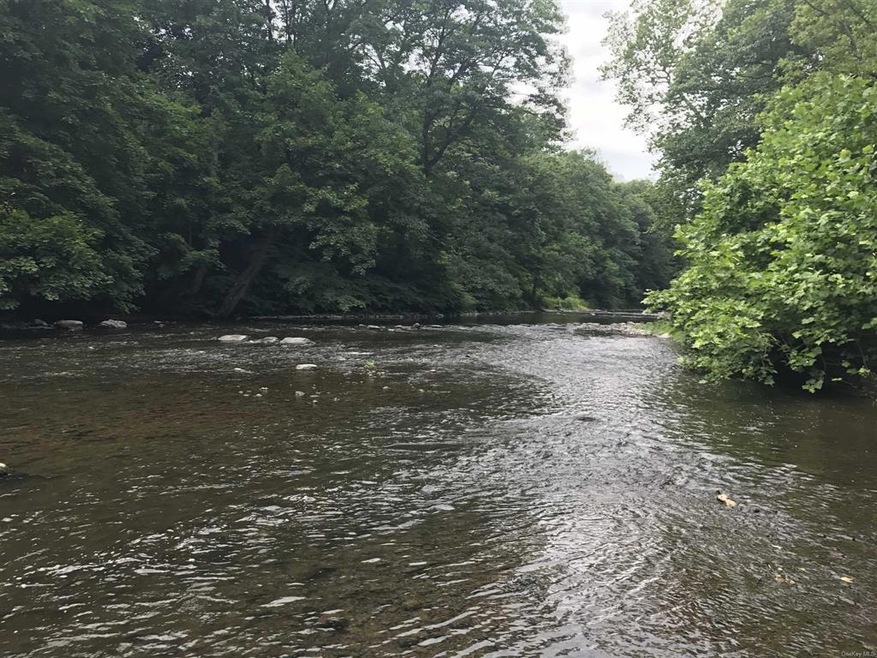 1889 New Hackensack Rd, Poughkeepsie, NY 12603 - photo 1