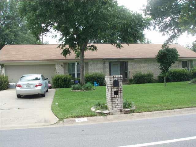 3545 Wimbledon Dr, Pensacola, FL 32504 - photo 1