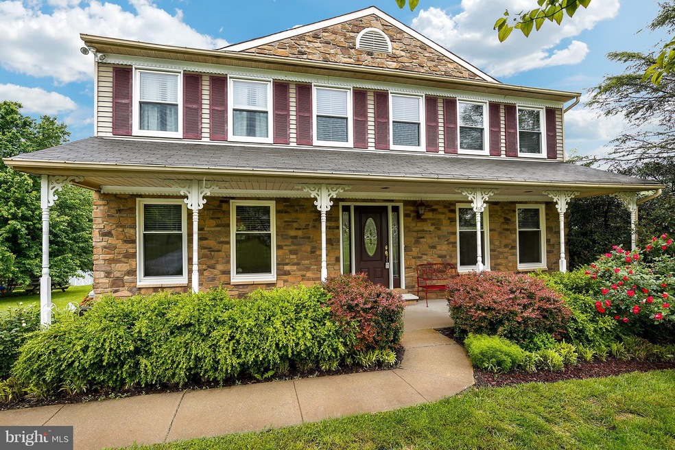 114 Heritage Ln, Sykesville, MD 21784 - photo 1