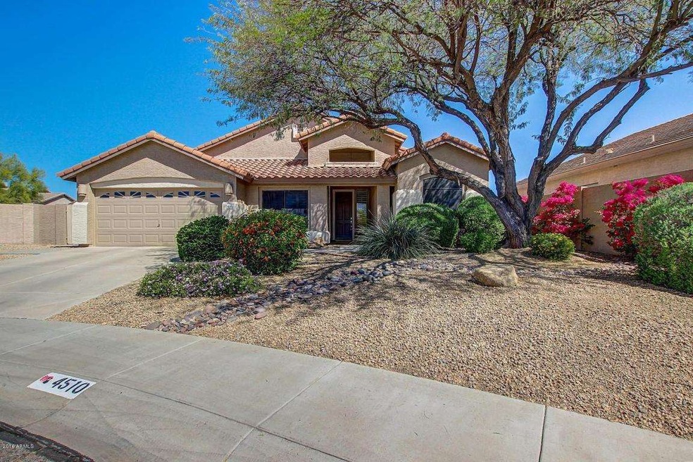 0002-Cul-de-sac Curb Appeal