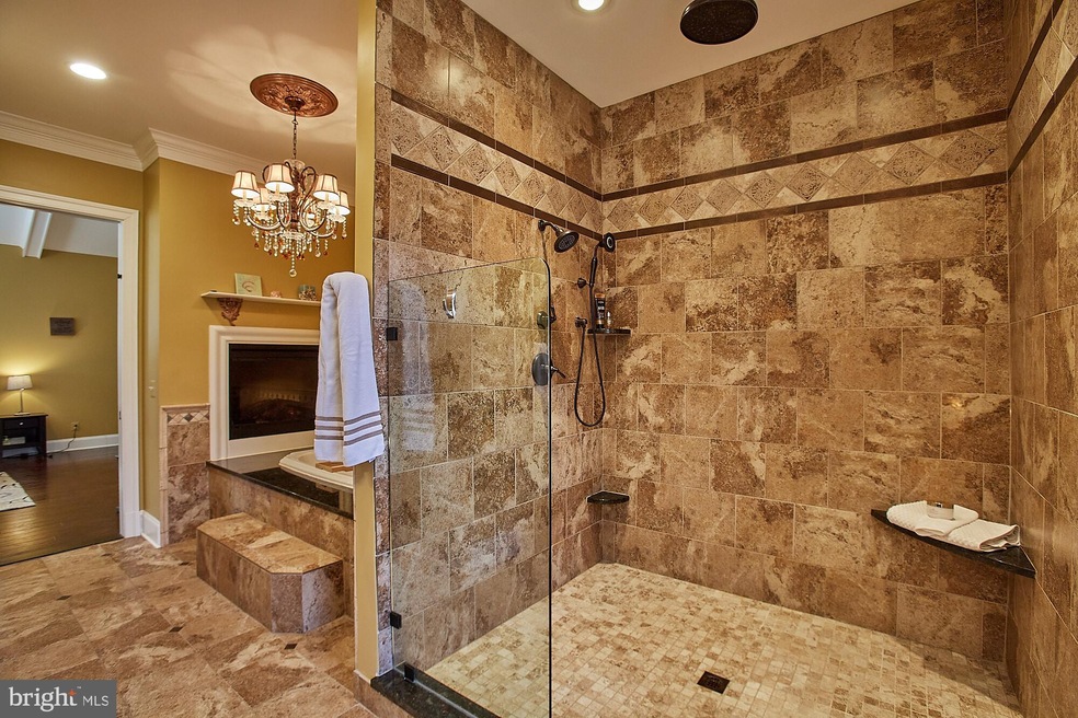 14801 Spring Meadows Dr, Germantown, MD 20874 - photo 1