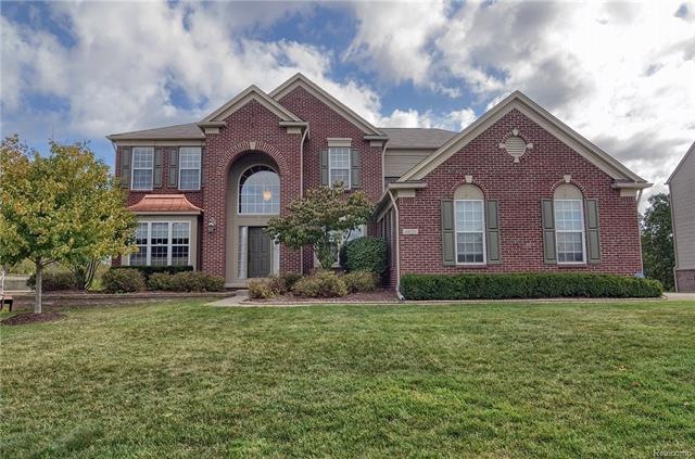 Welcome to 6423 Moonstone Drive