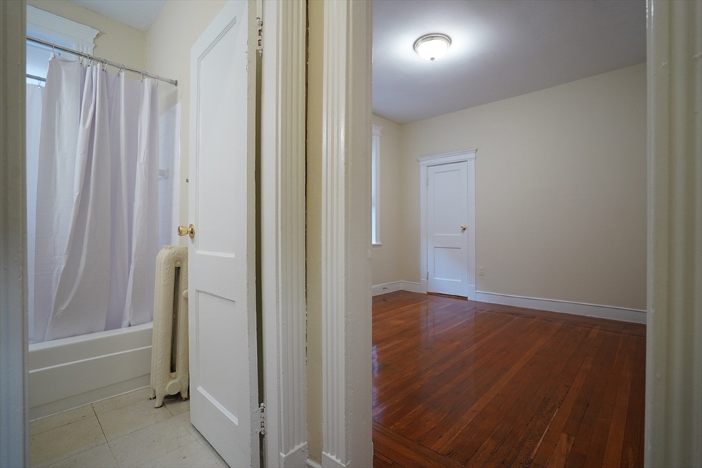 35 Gardner St unit 10, Allston, MA 02134 - photo 1