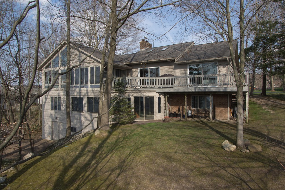 354_Highland_Ct-03