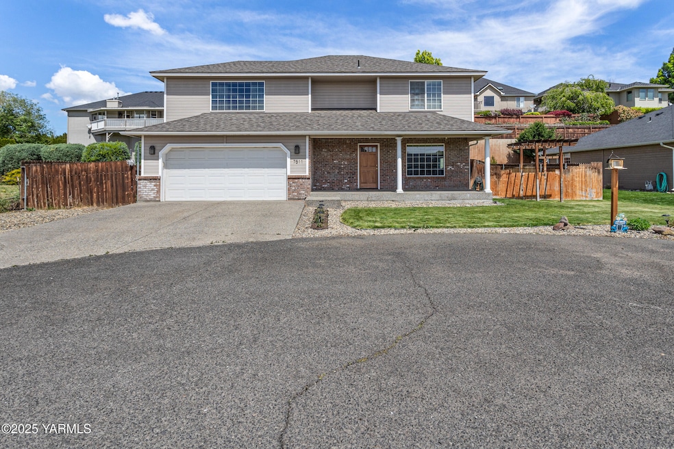 7511 Maclaren St