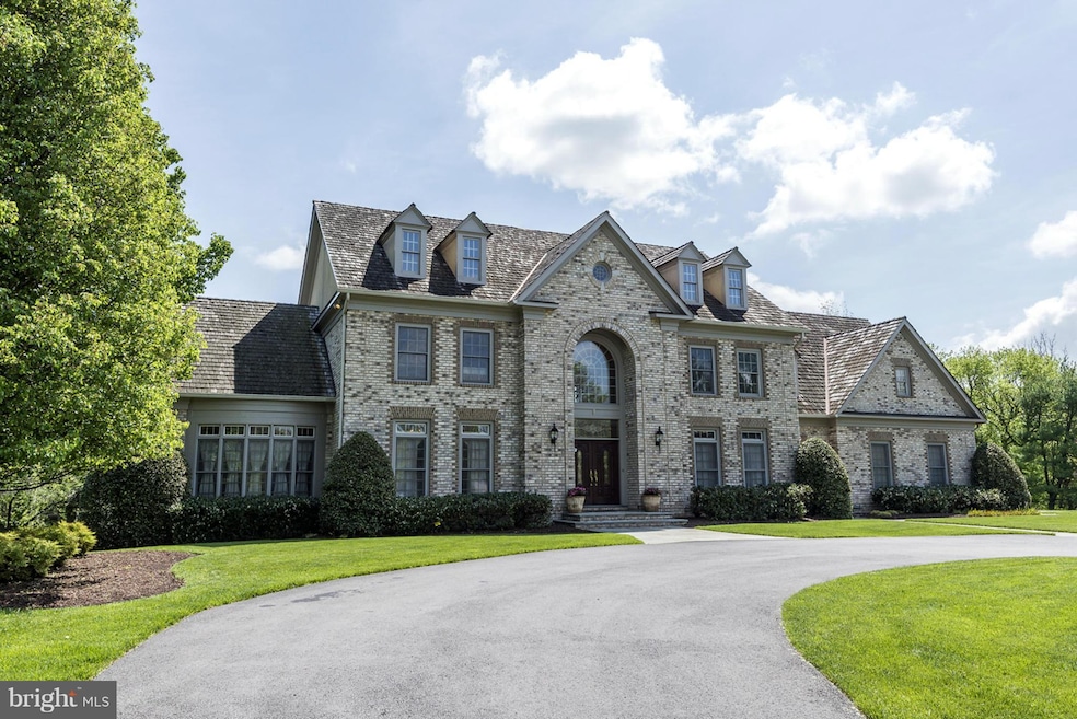 9 Potomac School Ct, Potomac, MD 20854 - photo 1