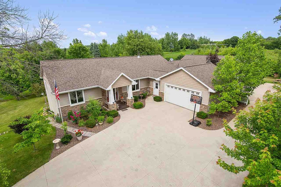 7528 Tower Dr, West Bend, WI 53090 - photo 1