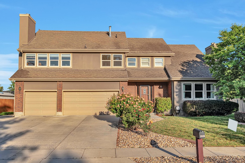 8924 Shady Meadow Dr, Sandy, UT 84093 - photo 1