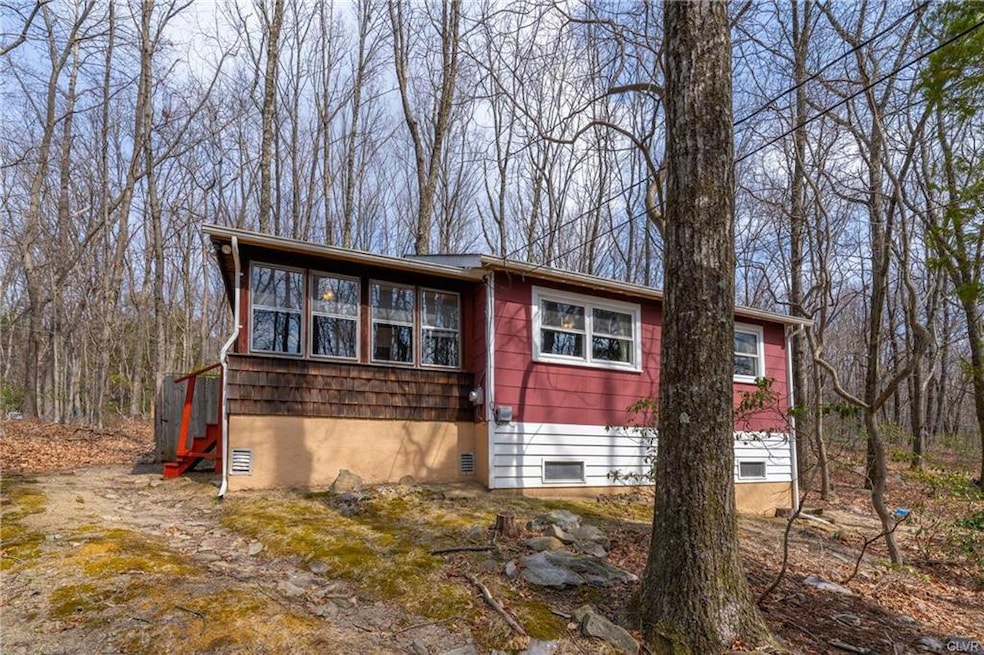 1401 David Ln, Effort, PA 18330 - photo 1