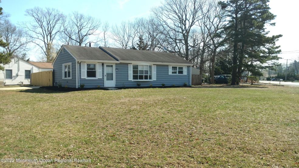 22 Nautilus Blvd, Forked River, NJ 08731 - photo 1