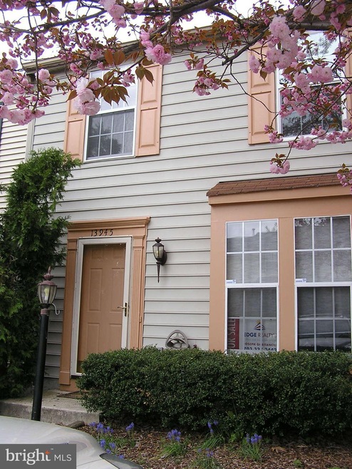 13945 Winding Ridge Ln, Centreville, VA 20121 - photo 1