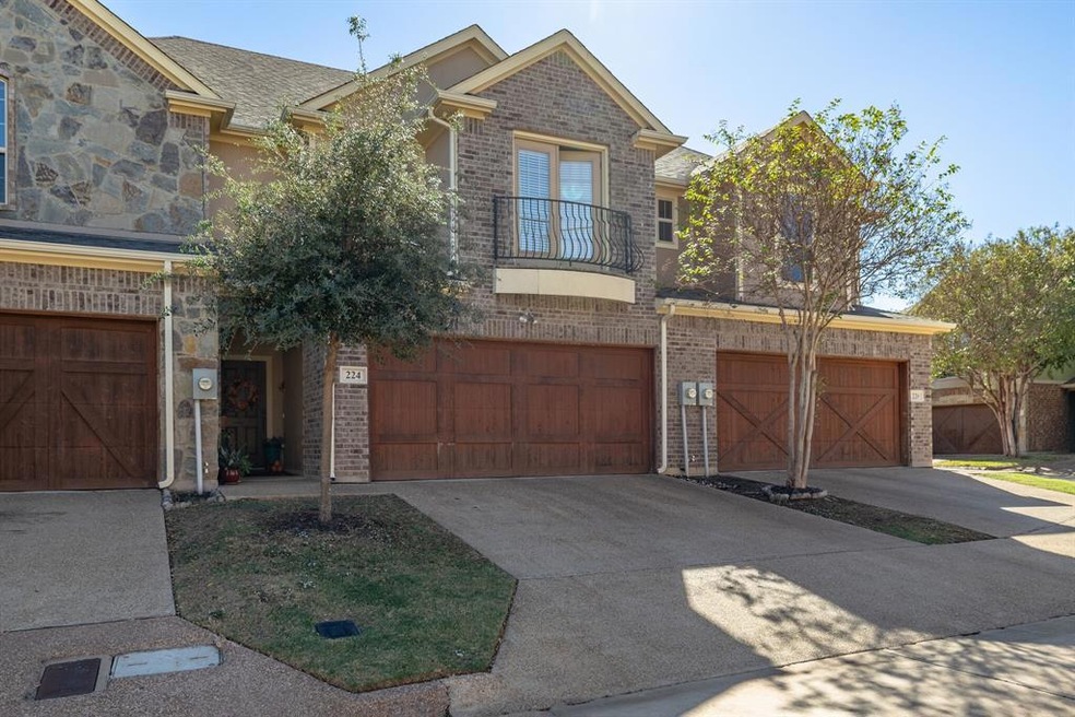 224 Corinna Ct, Hurst, TX 76053 - photo 1