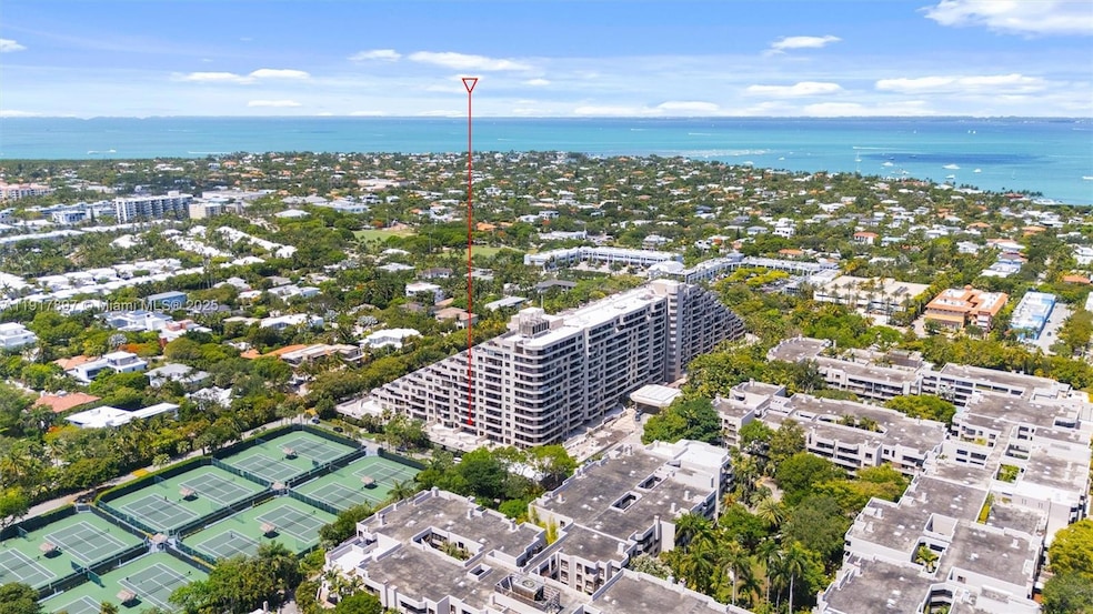 The Emerald Bay unit 206, Key Biscayne, FL 33149 - photo 1