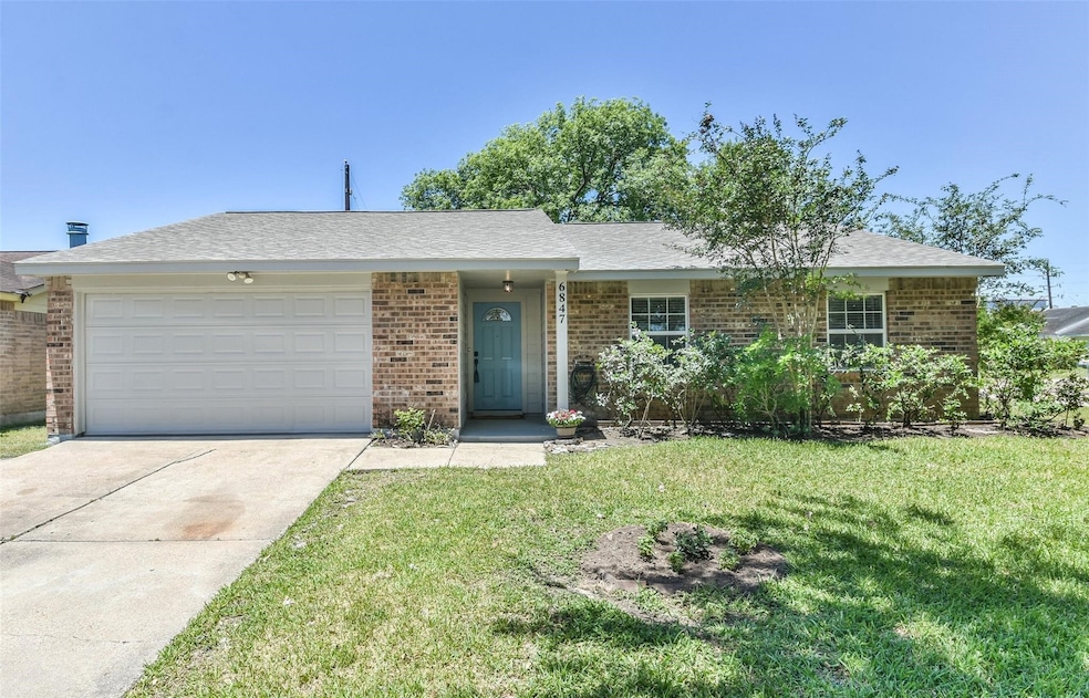 6847 Vanlynn Ln, Houston, TX 77084 - photo 1