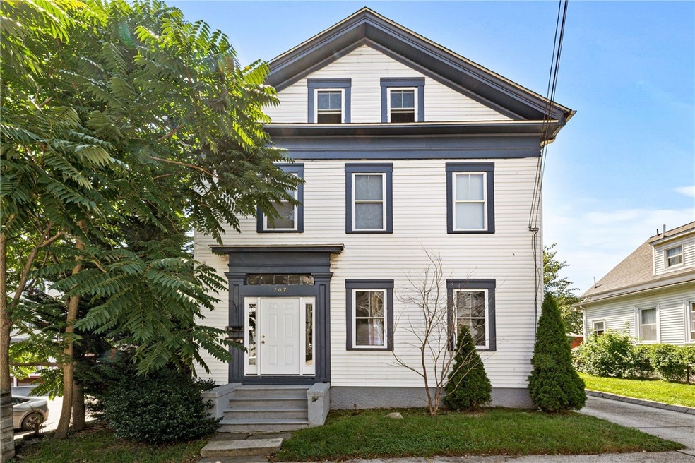 207 Power St unit 1, Providence, RI 02906 - photo 1