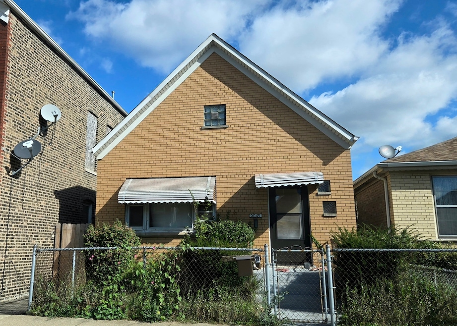 3045 S Lock St, Chicago, IL 60608 - photo 1