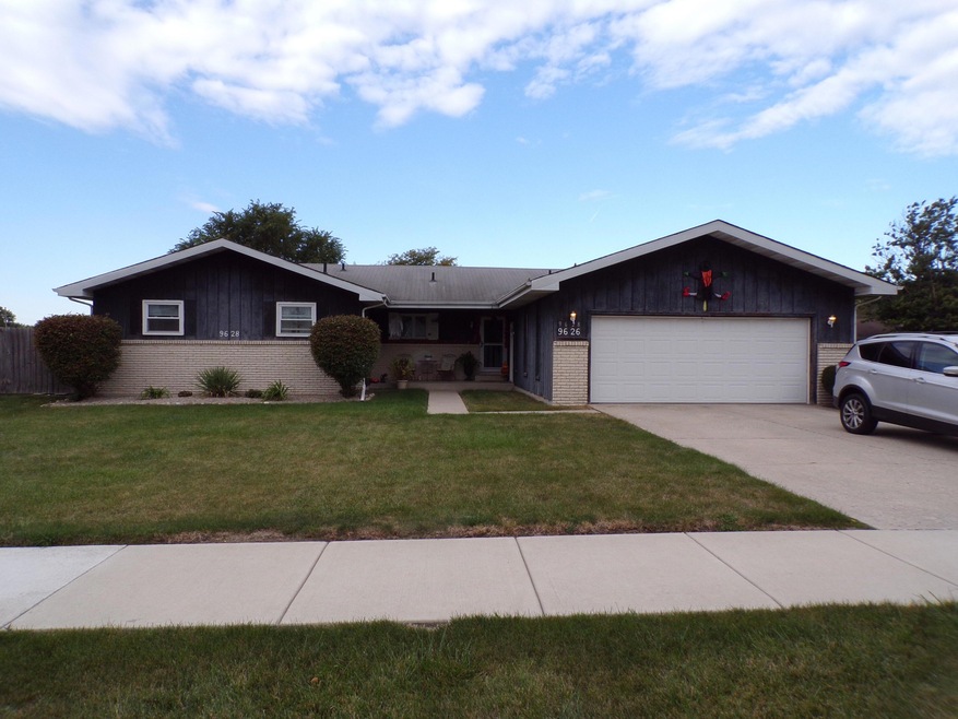 9626-9628 Buchanan St, Crown Point, IN 46307 - photo 1