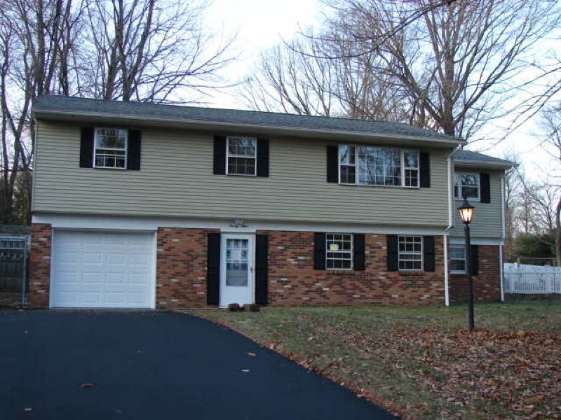 29 Evergreen Rd, Hewitt, NJ 07421 - photo 1