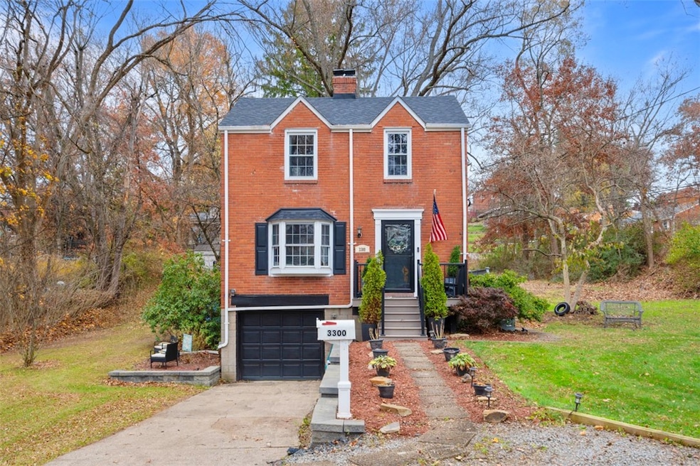 3300 Crestview Dr, Bethel Park, PA 15102 - photo 1