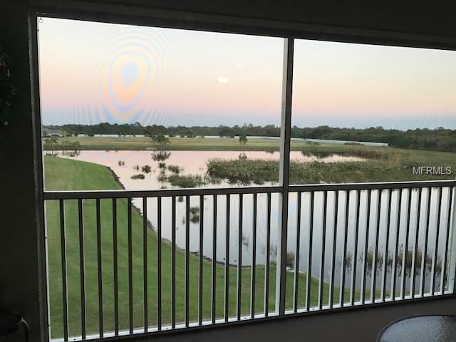 3rd floor lake view.