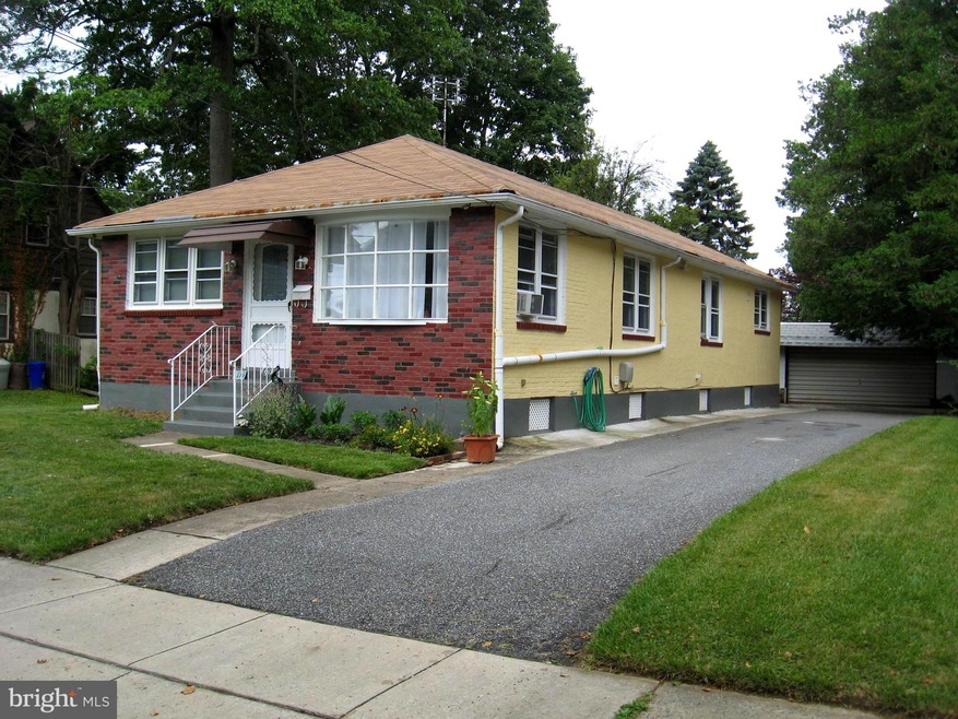 134 W Forrestview Rd, Brookhaven, PA 19015 - photo 1