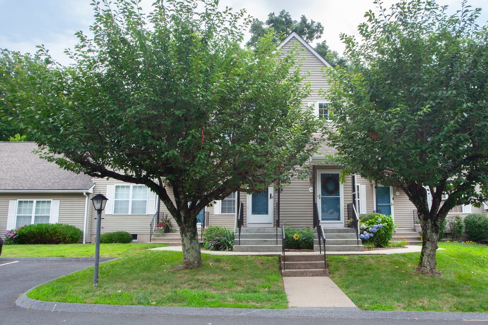 706 Highpoint Dr unit 706, Rocky Hill, CT 06067 - photo 1